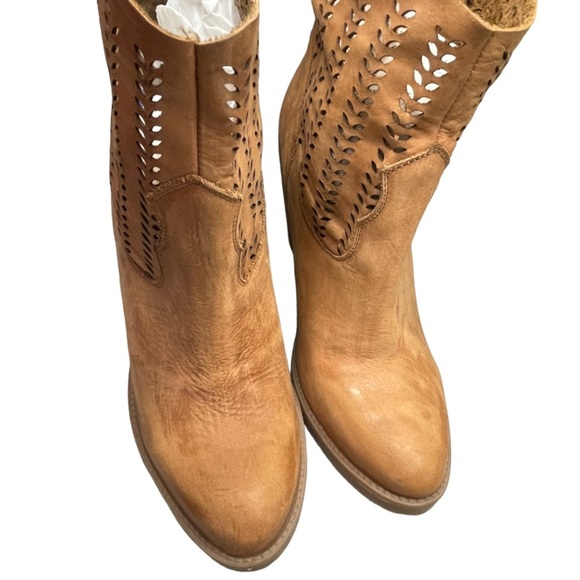 Musse & Cloud Ankle Bootie Suede Laser Cut Anthropology Sz 10 - Picture 2 of 10